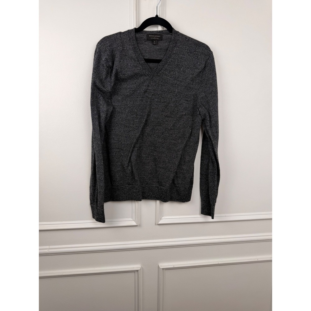 Banana Republic Mens Charcoal Gray 100% Merino Wool V-Neck Sweater M 358014-02